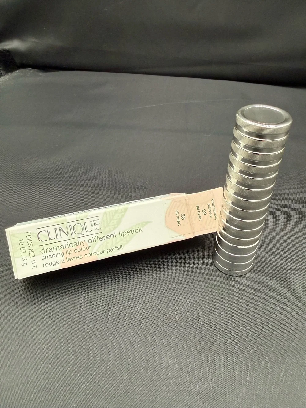 Clinique Dramatically Different Lipstick - 23 All Heart (muted rose pink) NEW